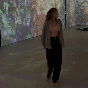 Meet your Posher, Amara